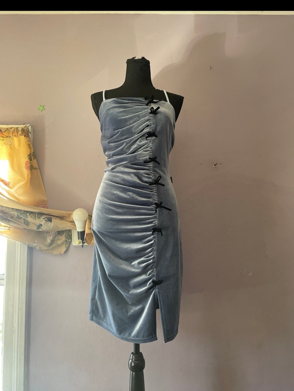 Zemeta velvet dress